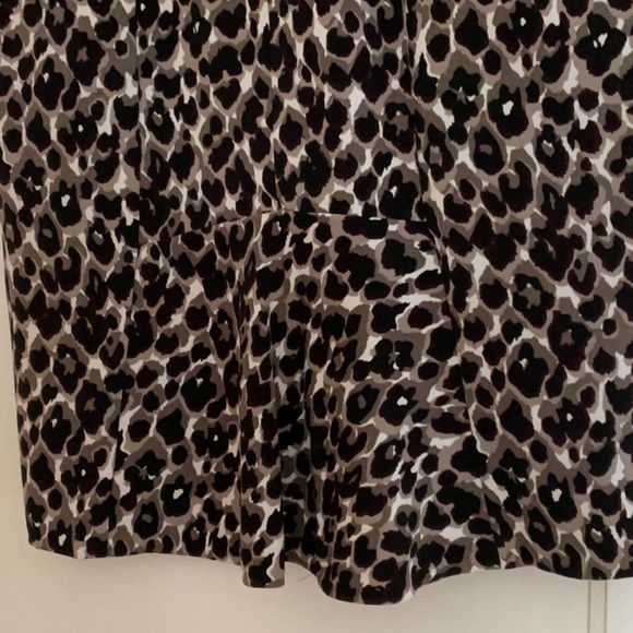 Anne Taylor Leopard Print Skirt - Picture 2 of 3